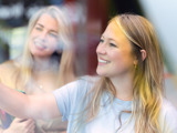 Miriam Laureth Kijken Lachen