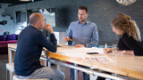 Samenwerking en overleg binnen team AlienTrick